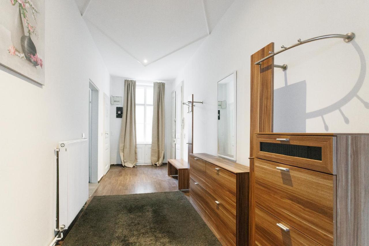 Central, Modern, Big Appartement *